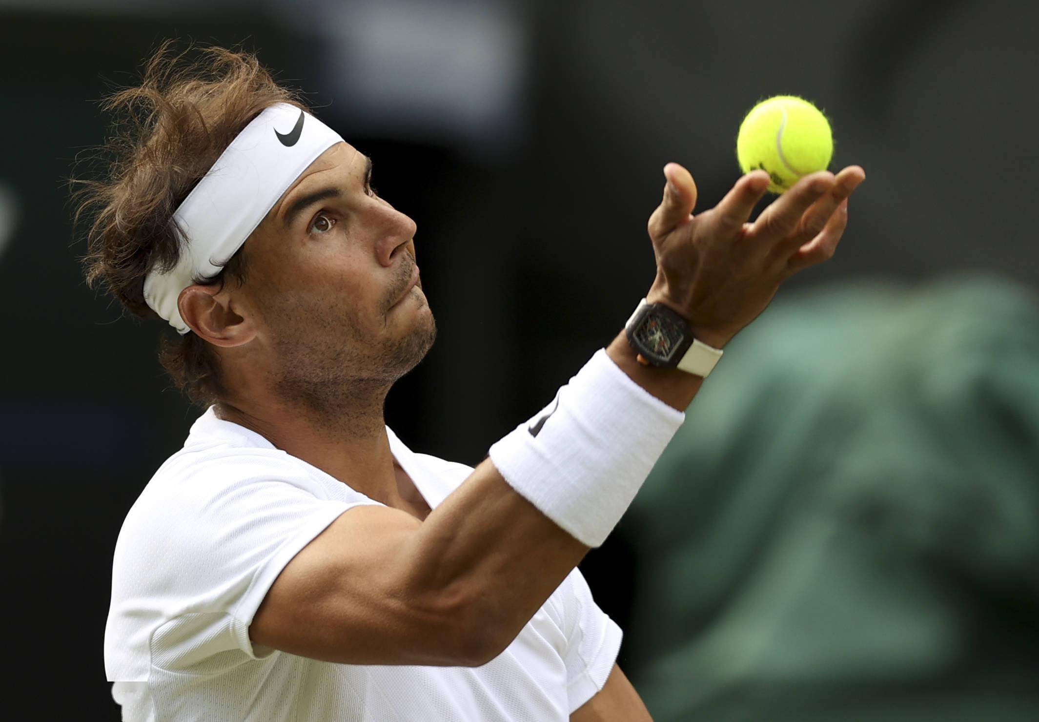 纳达尔意外战胜中国队,刷新纪录引爆全场! 纳达尔意外战胜中国队,刷新纪录引爆全场!