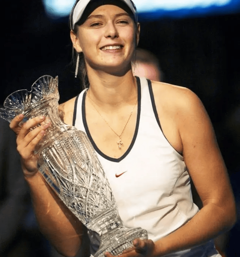 SKT不断突破！，莎拉波娃连续十场比赛得分超过夺冠上演精彩一战